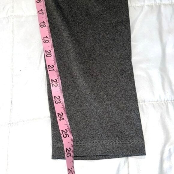 Tapout Womens Gray Leggings L Polyester Spandex Athletic Wear Yoga Pants - Picture 7 of 8